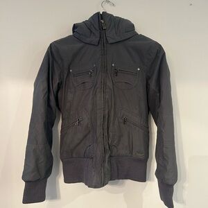 Aritzia TNA St. Moritz Short Parka